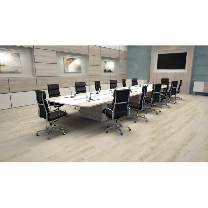 Mohawk - Hot and Heavy II - Secoya 2.5 - 7 in. x 48 in. - Luxury Vinyl Tile - Pure Maple Room scene