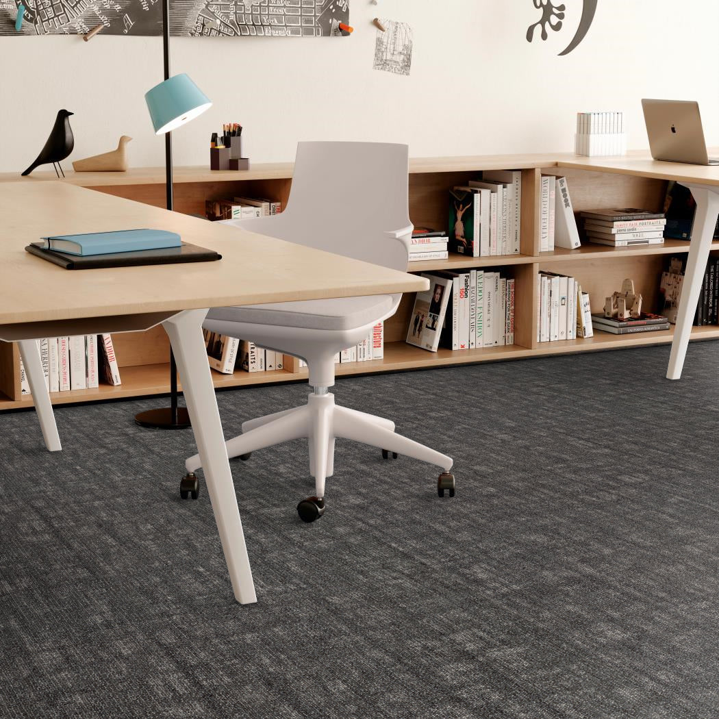 Shaw Contract - Modern Edit - Edition - Carpet Tile - Vintage Grey Office Install