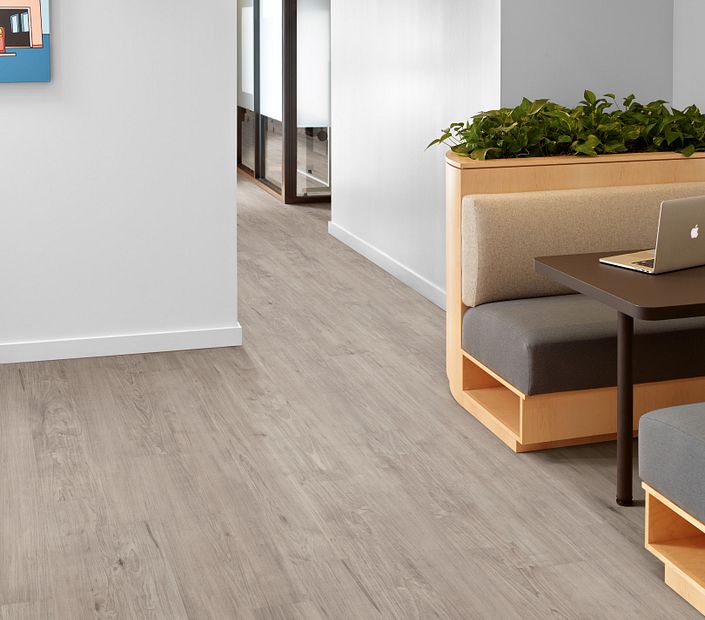 Philadelphia Commercial - Purview 20 - Luxury Vinyl Tile - Nomadic floor installation