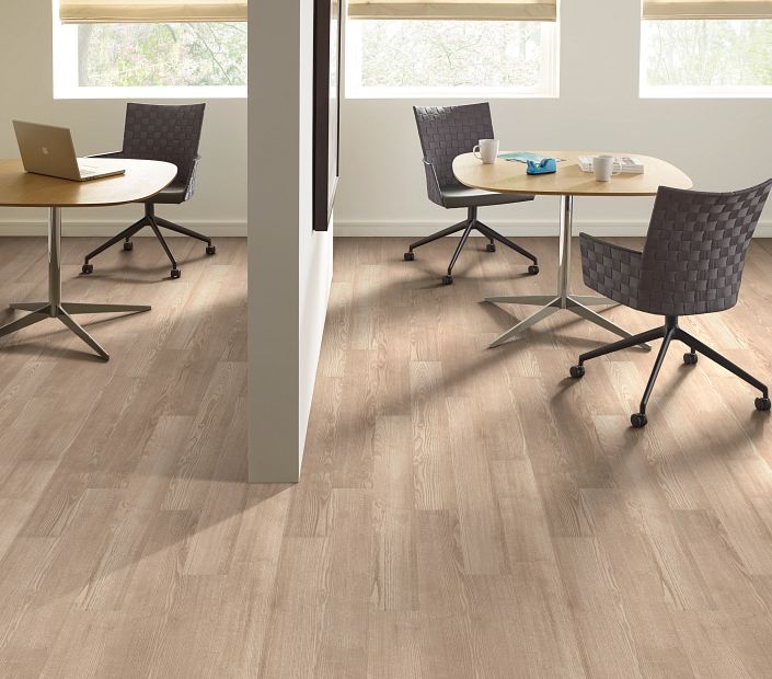 Philadelphia Commercial - In The Grain II 20 - Luxury Vinyl Plank - Nutshell floor installation