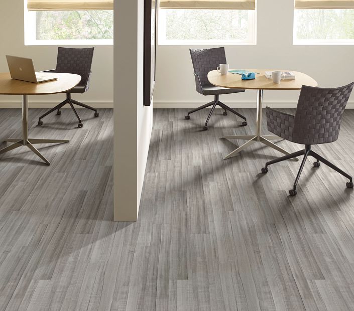 Philadelphia Commercial - In The Grain II 5 - Luxury Vinyl Plank - English Grey floor installation