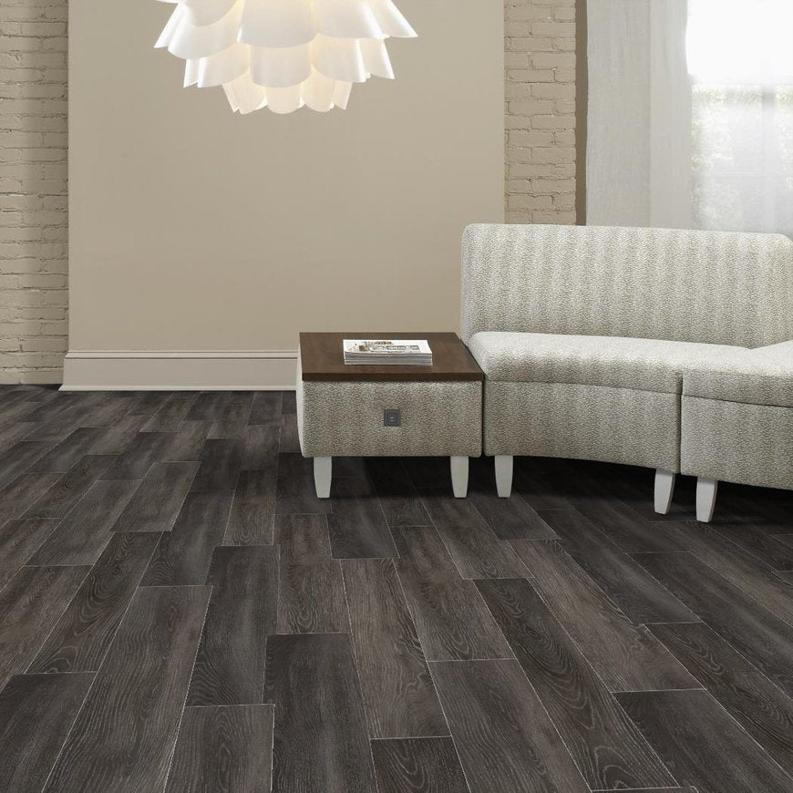 Tarkett Flooring - Adaptt - Woodlot 7.25 in. x 48 in. - Mirbeck Oak