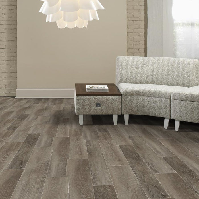 Tarkett Flooring - Adaptt - Woodlot 7.25 in. x 48 in. - Oak Grove Room Scene